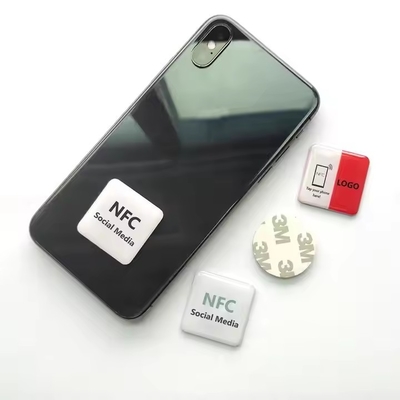 13.56MHz Custom RFID Key Fob NFC Epoxy Sticker Condivisione istantanea per il telefono NFC Stickers
