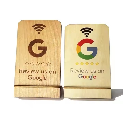 Google Review Display NFC per stand di legno Recensioni aziendali Smart NFC per stand di legno per il ristorante connessione Wifi